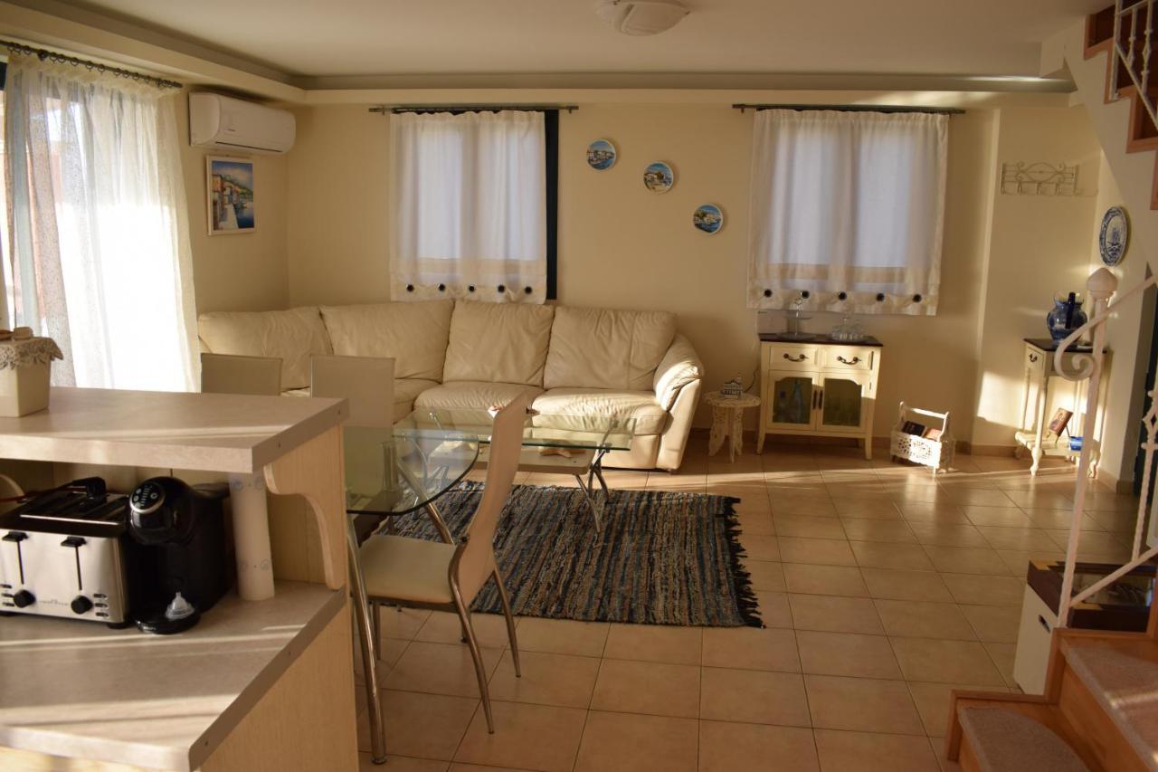 Villa Thetis With Private Pool Where The Sunsets Fade Away Áyios Nikítas Eksteriør billede