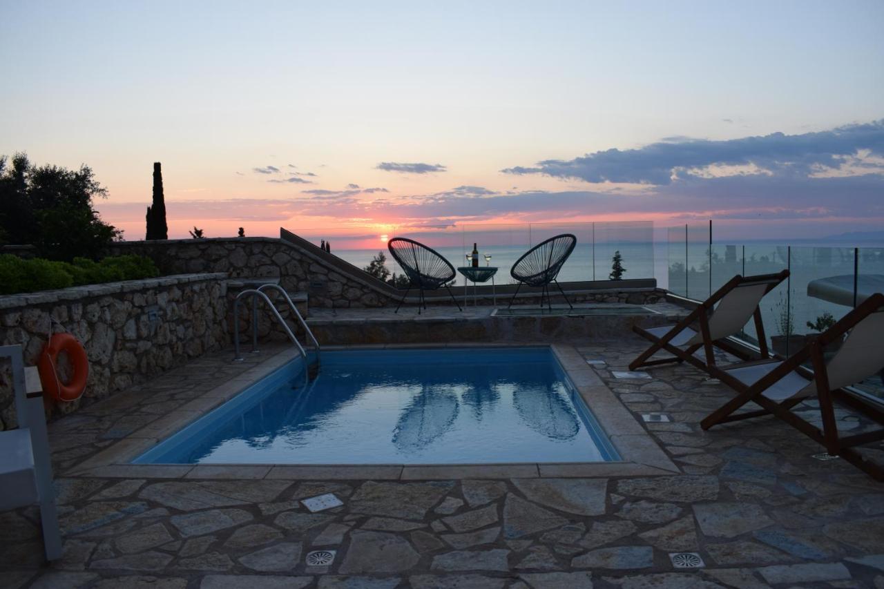 Villa Thetis With Private Pool Where The Sunsets Fade Away Áyios Nikítas Eksteriør billede
