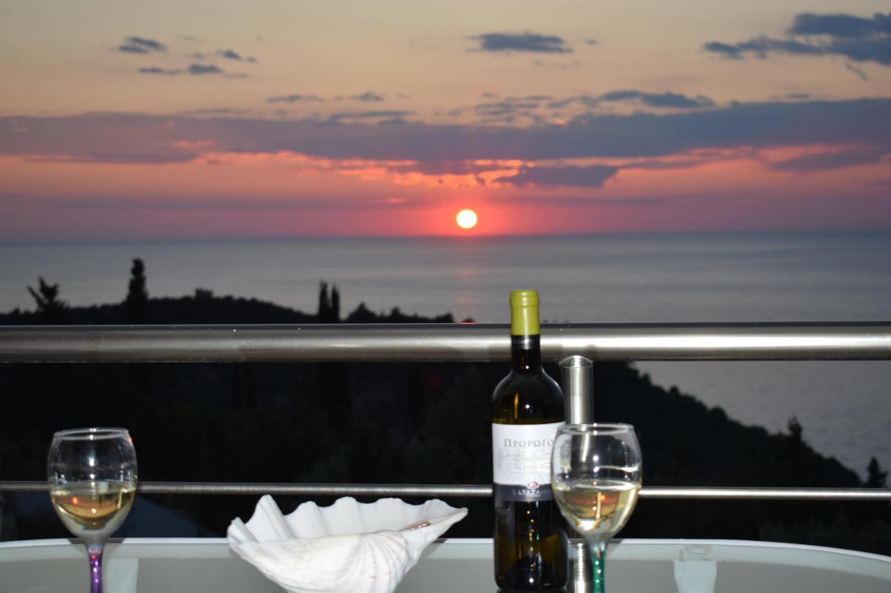 Villa Thetis With Private Pool Where The Sunsets Fade Away Áyios Nikítas Eksteriør billede