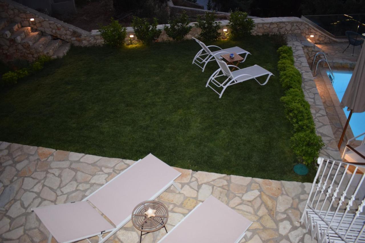 Villa Thetis With Private Pool Where The Sunsets Fade Away Áyios Nikítas Eksteriør billede