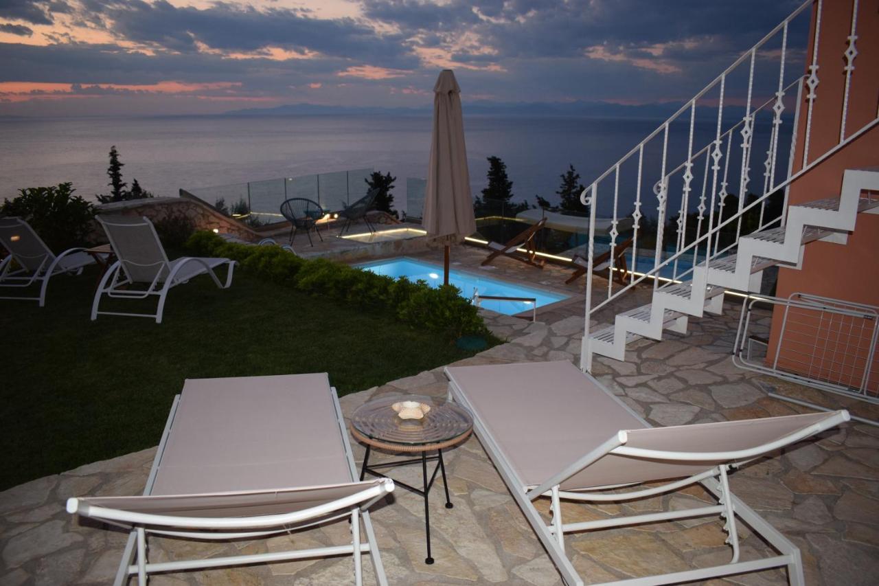 Villa Thetis With Private Pool Where The Sunsets Fade Away Áyios Nikítas Eksteriør billede