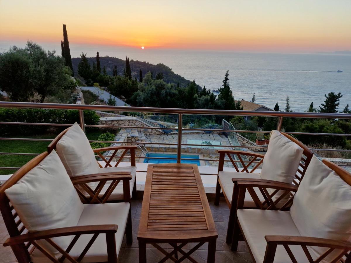 Villa Thetis With Private Pool Where The Sunsets Fade Away Áyios Nikítas Eksteriør billede